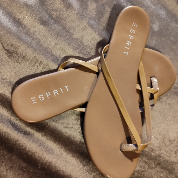 Ladies 7 - Picture 4 of 4